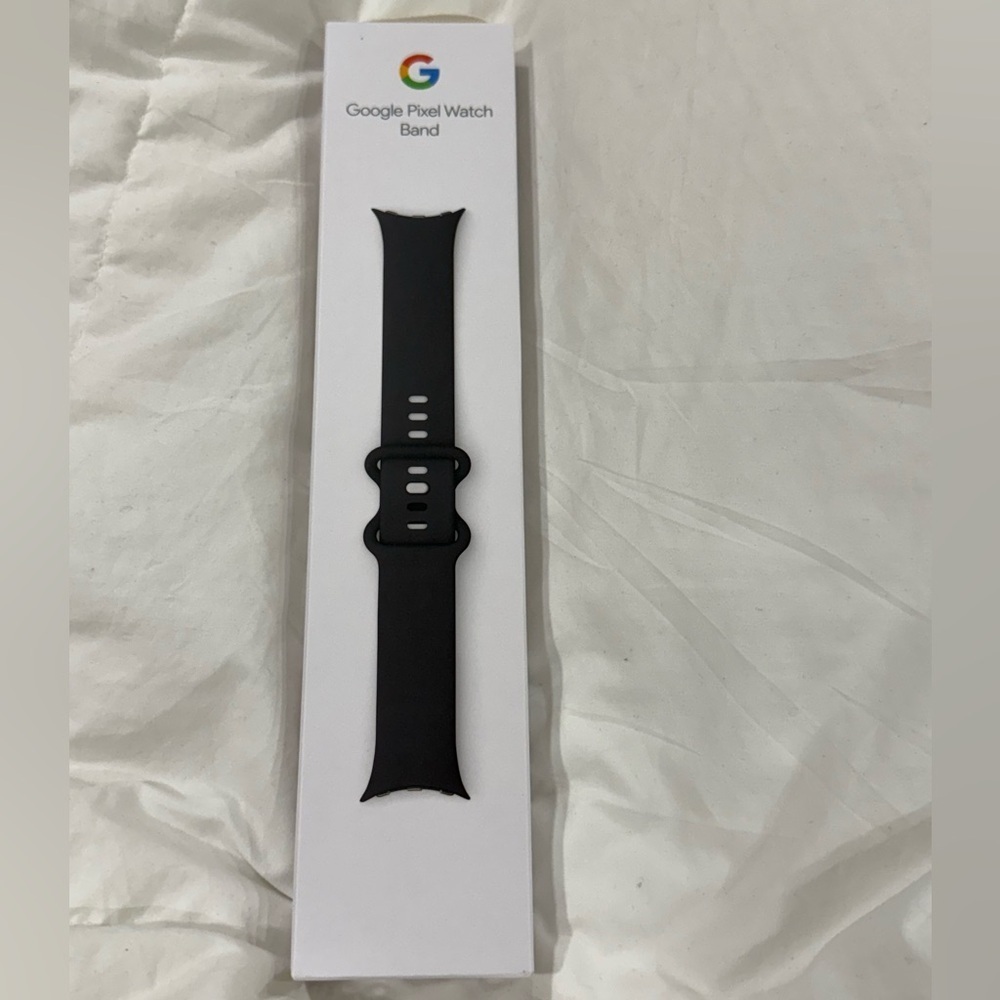 Genuine Google unopened box 
Pixel Watch Active Band - Obsidian Black